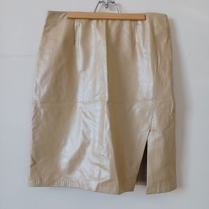 Cream leather vintage Danier pencil skirt with front slit - size 14